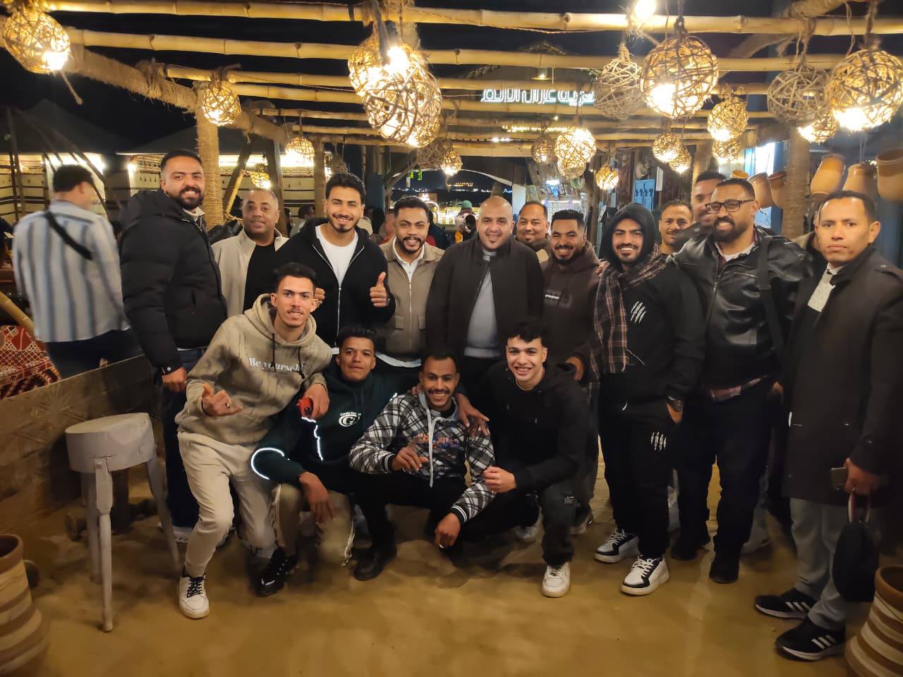 احتفالات الفريق - Team MH